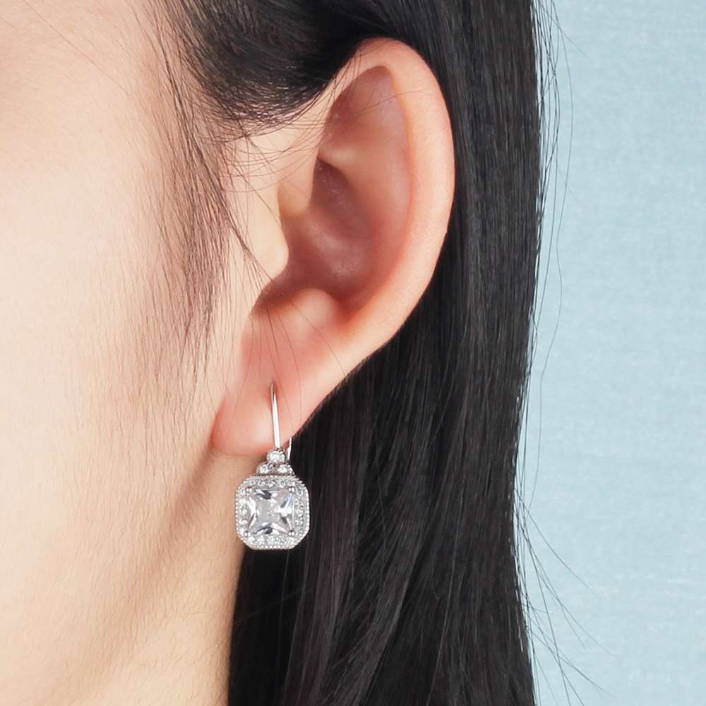 PrimeCrate™ Diamond Glow Earrings PrimeCrate™ Diamond Glow Earrings