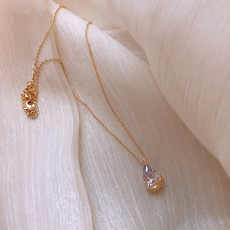 Colgante de Gota de Cristal Ajustable – Joyería Fina de Alta Gama
