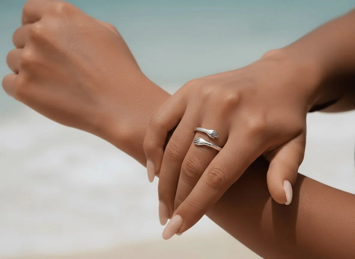 PrimeCrate™ Forever Embrace Ring
