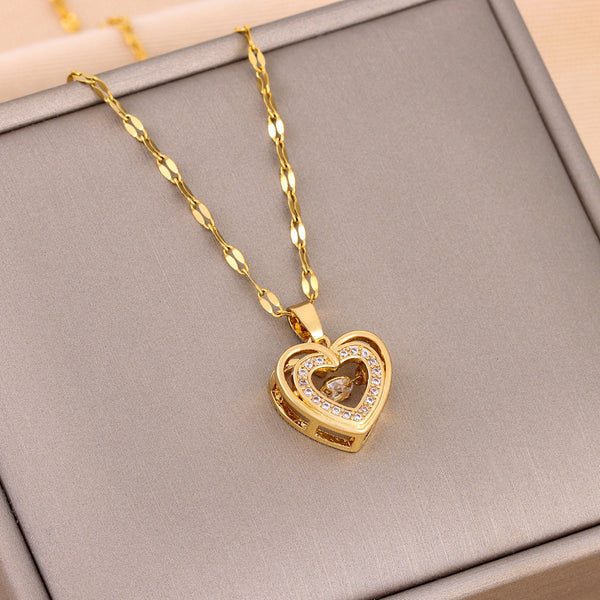 Collar doble “Love” con cristales de imitación y colgante de acero de titanio